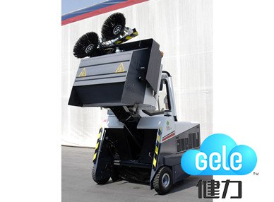 意大利道路寶Dulevo 120 Elite駕駛式掃地機